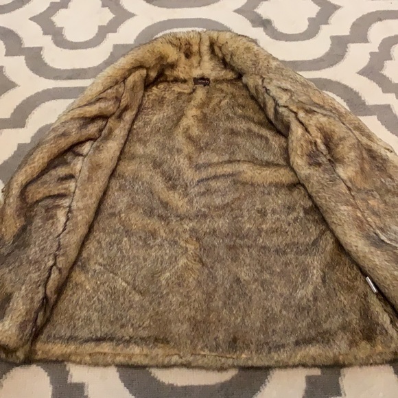 Crosby XL faux suede and faux fur lined vest - Picture 5 of 13